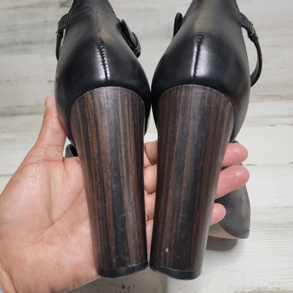 COACH LUCILLE SUEDE OPEN TOE BLOCK HEELS, SIZE 8.5 - Picture 4 of 9
